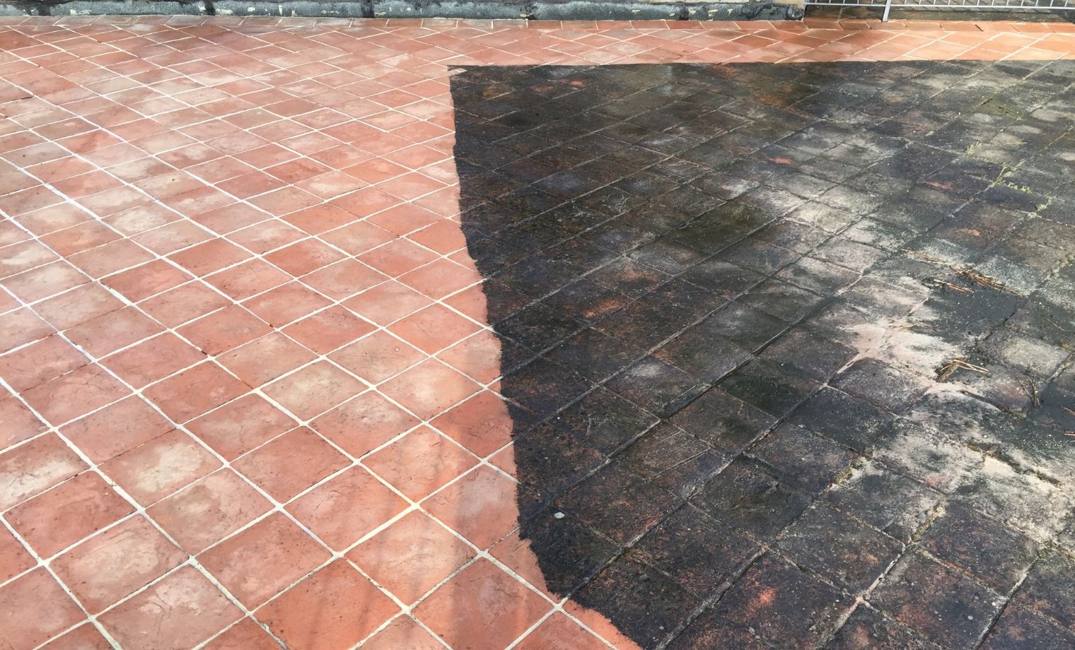 Lavaggio delle pavimentazioni Liceo lavaggio delle pavimentazioni villa privata